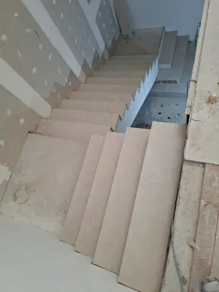 ALICATADOS Y SOLADOS