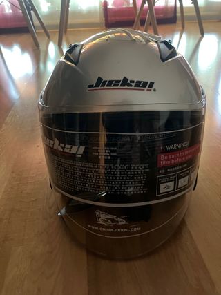 casco jet nuevo , sin estremar talla L