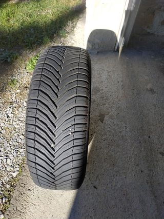 Neumático Michelin Cross climatic 185/60 R15