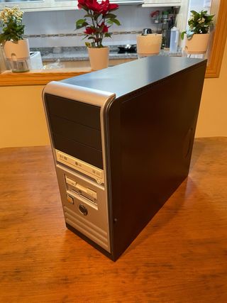 PC de Sobremesa W10