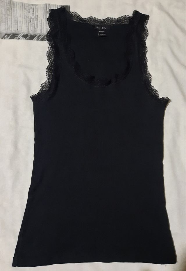 Conjunto de blusa y camiseta