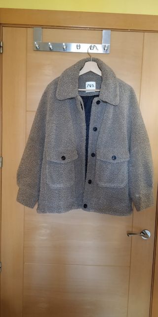 Chaqueton de borreguito Zara. Nueva temporada