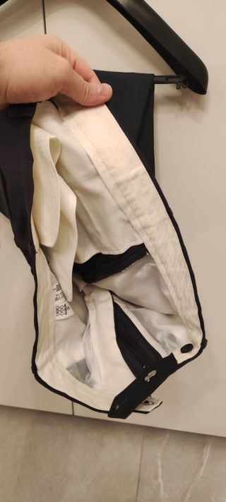 Completo formale elegante uomo