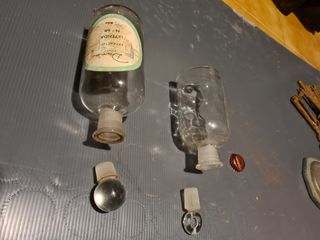 Frascos de perfume antiguo.