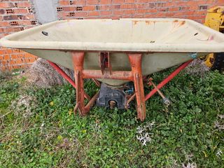 Abonadora Aguirre 1000kg