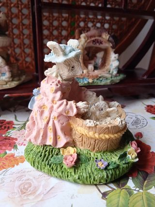 CHINA RATITA PRESUMIDA CON HIJO FIGURA COLECCIÓN