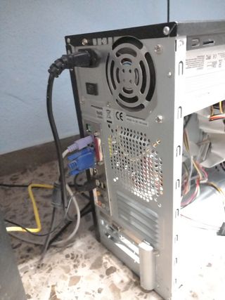 Ordenador AMD Athlon 3500+ 2.2GHz 64bit 1.5gb ram