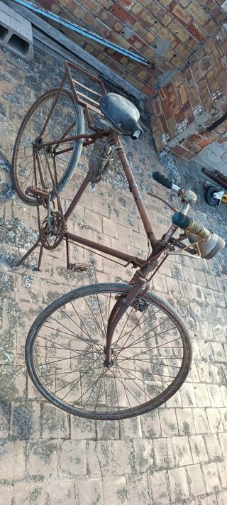 Bicicleta antigua de 1976