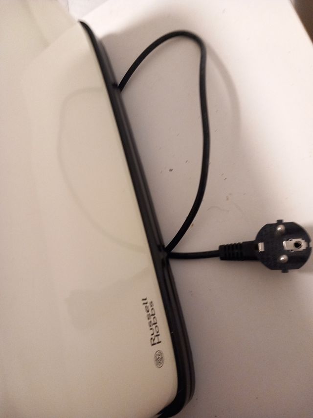 Tostadora Russell Hobbs