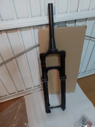 HORQUILLA DE BICI ROCKSHOX LYRIK SELECT+ E-BIKE 29