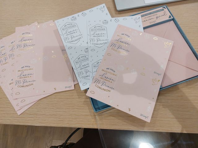 Caja invitaciones a mi primera Comunion