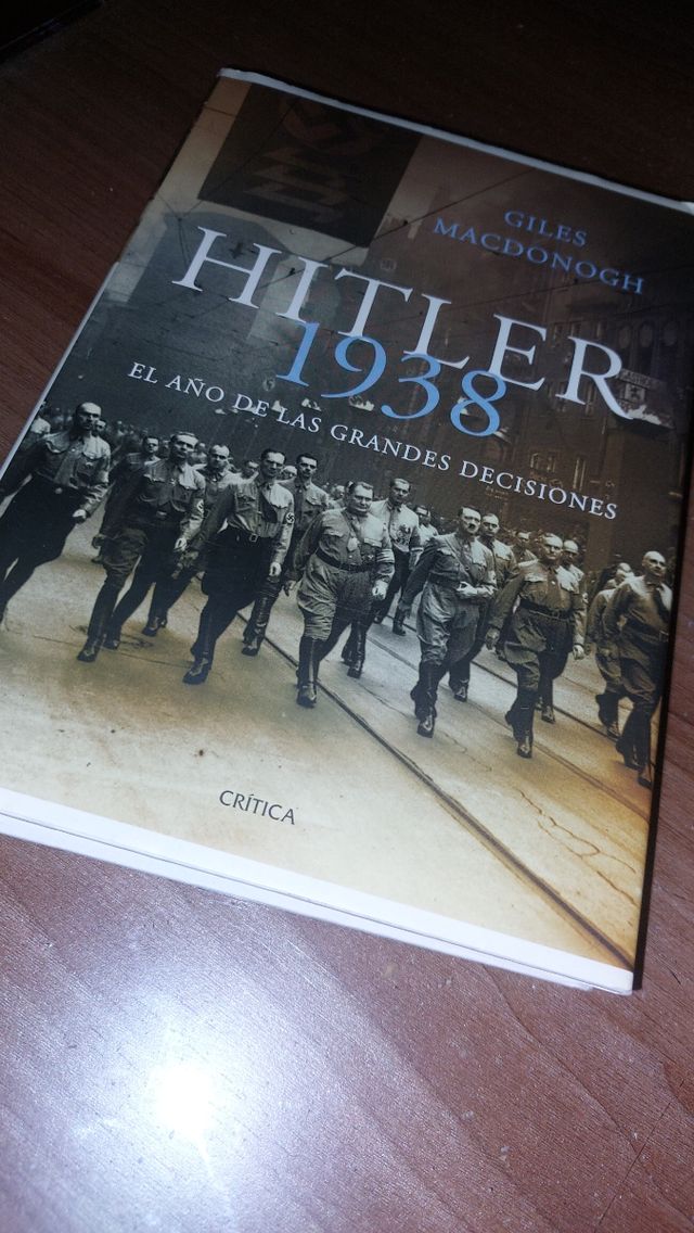 Hitler 1938. Crítica