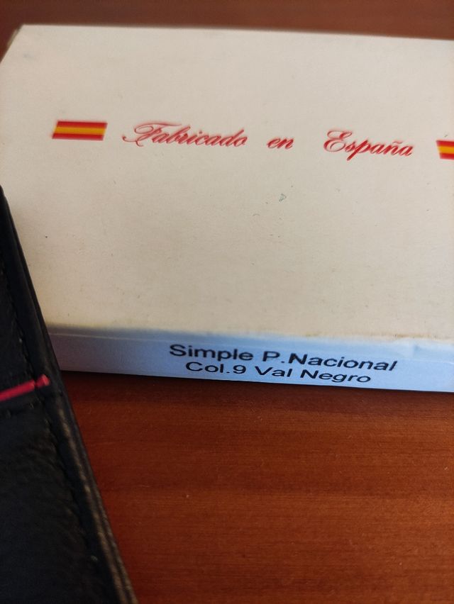 Tarjetero piel placa policía con bandera de España