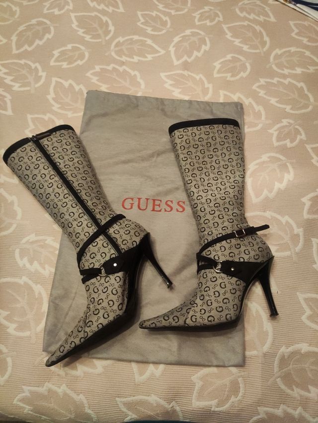 Botas GUESS