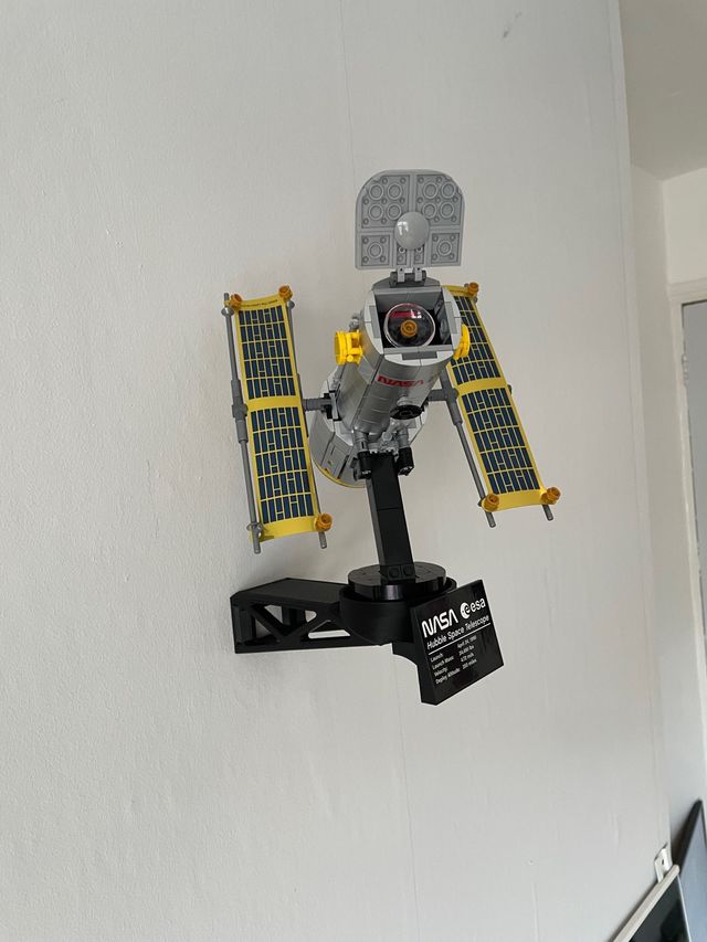 Soporte lego telescopio hubble