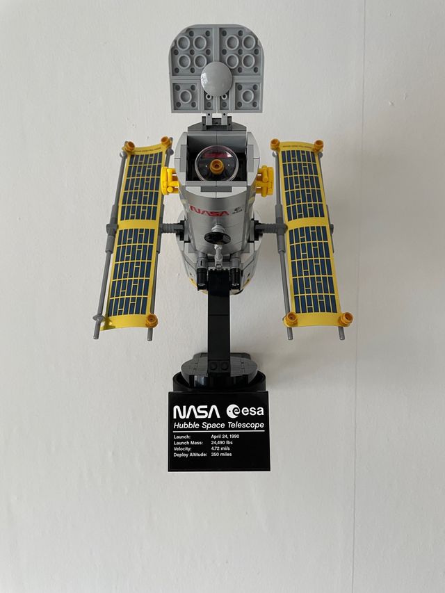 Soporte lego telescopio hubble