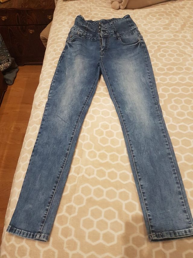 Pantalón vaquero recto