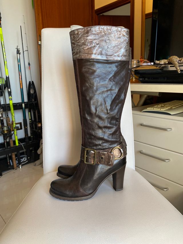 Vic Matie stivali al ginocchio marroni in pelle 35