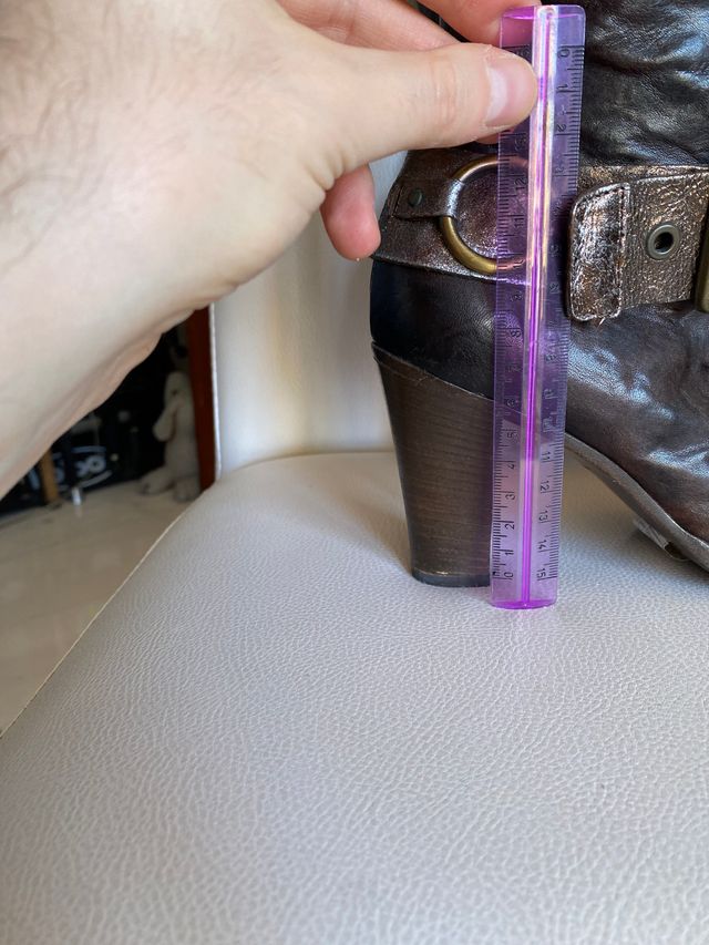 Vic Matie stivali al ginocchio marroni in pelle 35