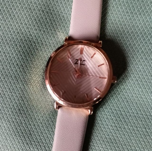 Orologio da polso ZRR batteria nuova.