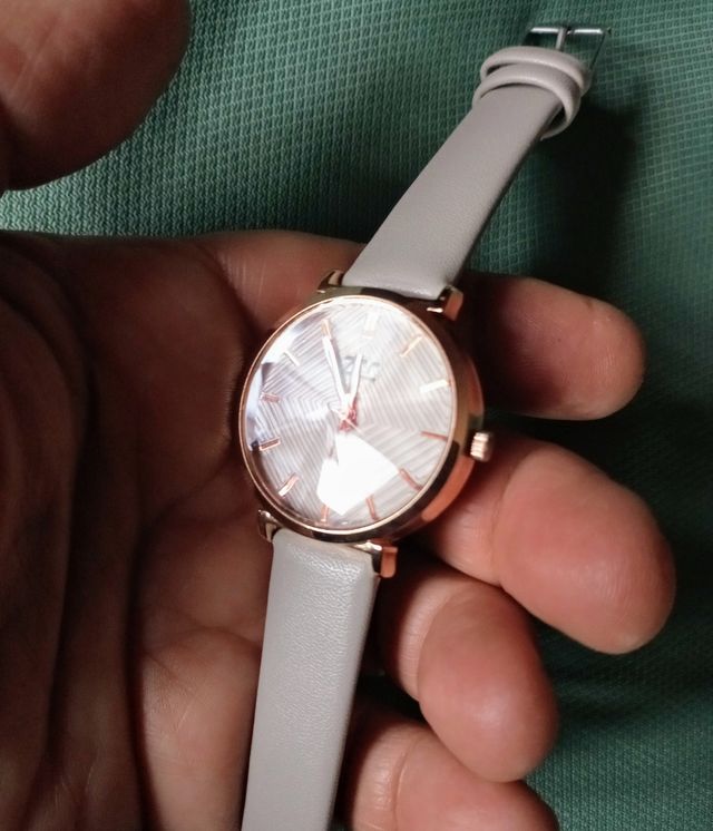 Orologio da polso ZRR batteria nuova.