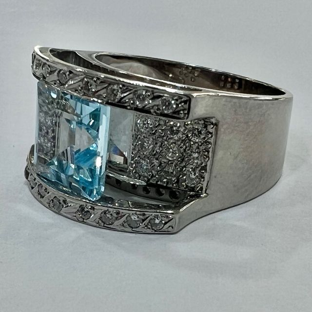 Anillo Oro Blanco 18K