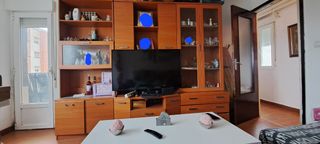 Mueble grande para salón, marrón