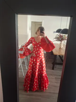 Vestido flamenca rojo lunares