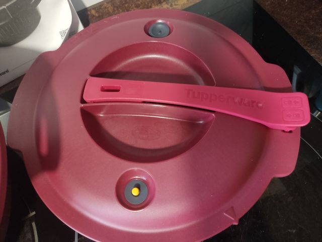 Olla rápida 3 litros tupperware nueva microcook