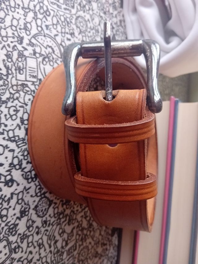 Cinturón marrón a estrenar, 4cm ancho, 1m largo