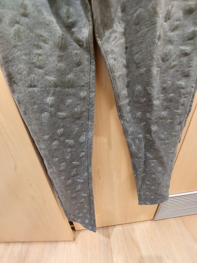 Pantalon gris niña talla 13-14. Tex. Con etiqueta