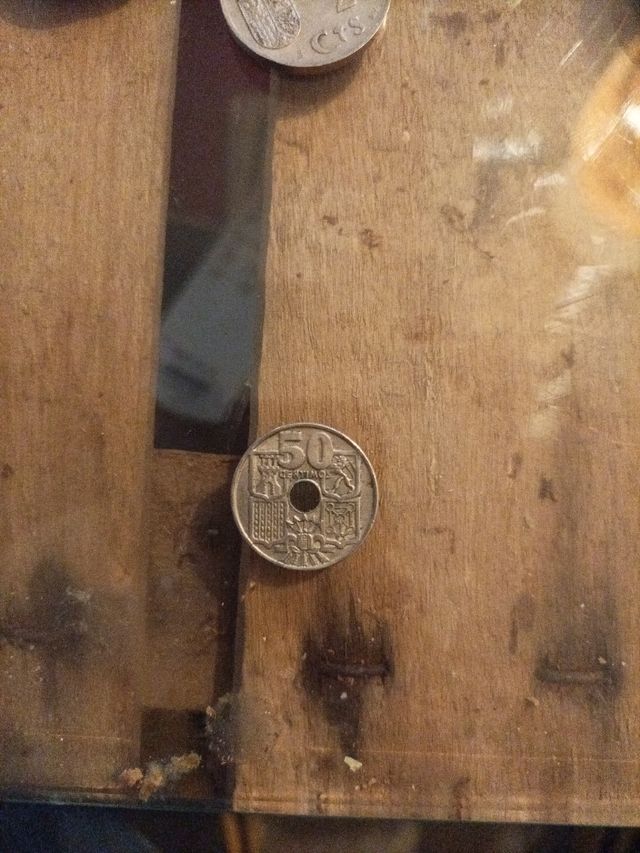Moneda 100 pesetas ,50cts de 1963,25cts de 1937.
