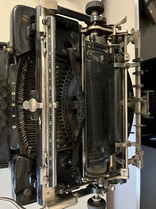 Antigua máquina de escribir Remington