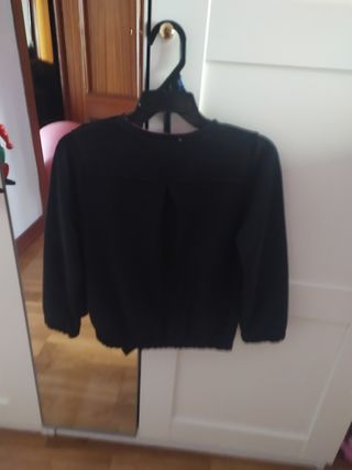 Cazadora 'LOL Surprise'