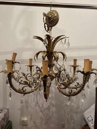 LAMPARA DE BRONCE FUNDIDO