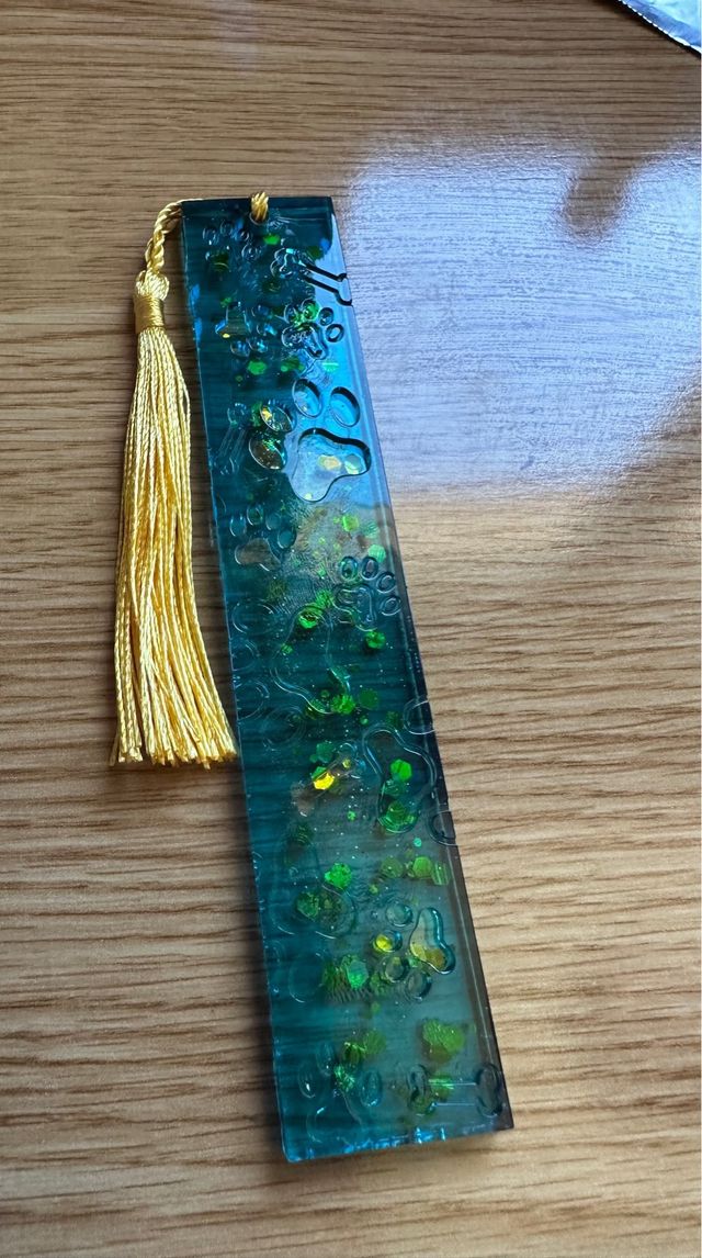 Marcapáginas resina