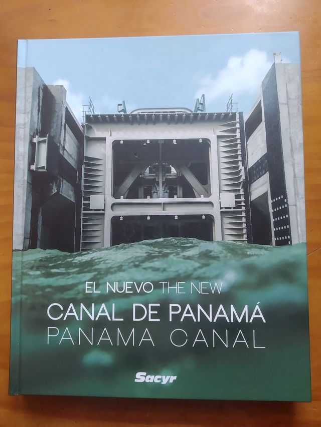 Libro sobre el nuevo Canal de Panamá