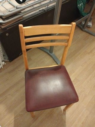 Sillas madera acolchada (4)