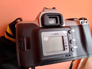 Cámara Canon Eos3000V