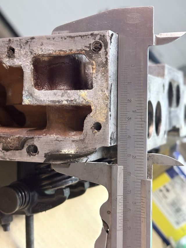 se vende culata de renault 8 o 12