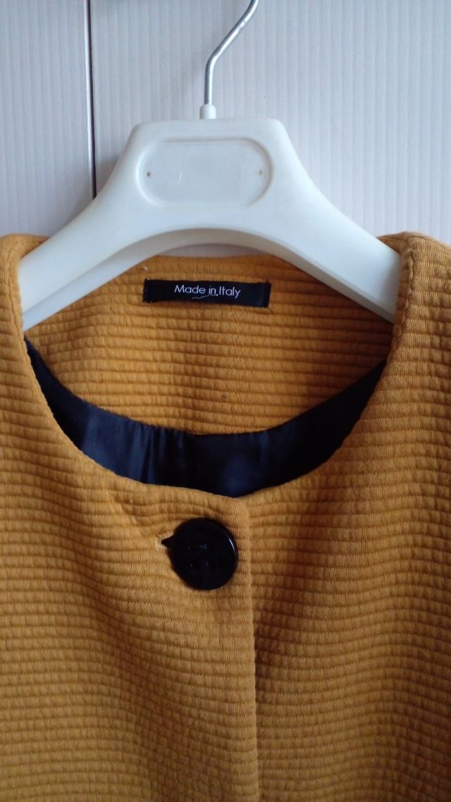 Giaccone con tasche laterali