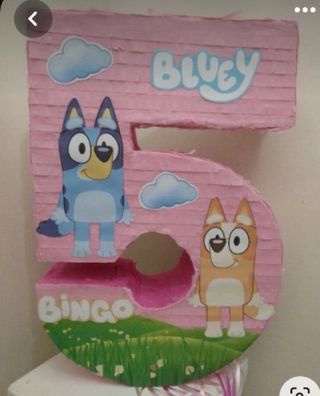Piñata perro bluey