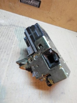 Cerradura puerta delantera derecha Citroen h_13125