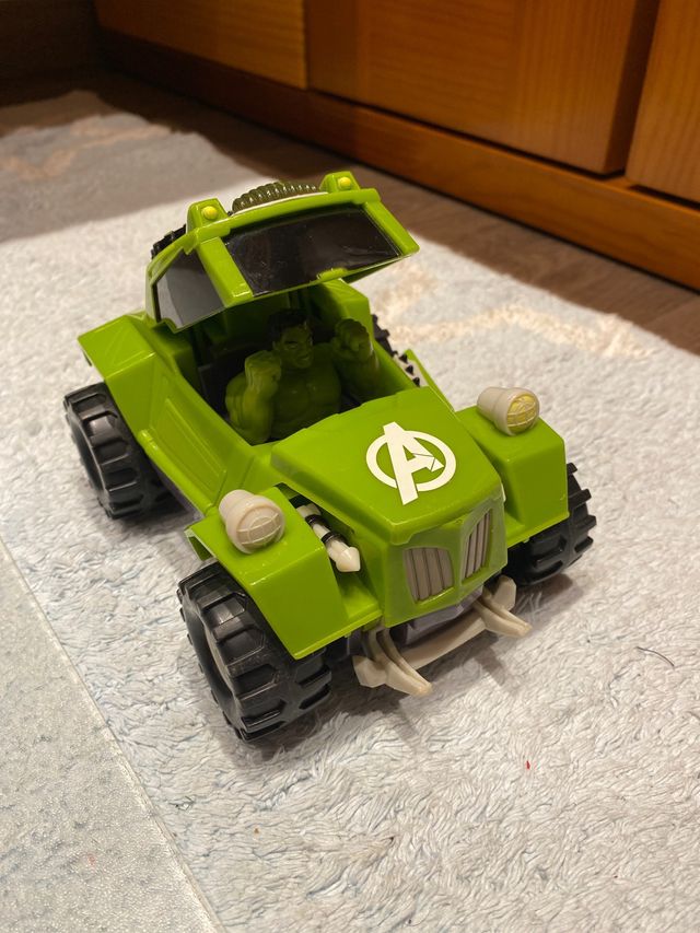 Coche Hulk-La masa de Los Vengadores Marvel