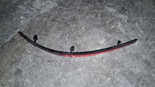 Reflectores de parachoques derecho