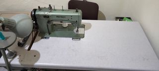Maquina de coser completo