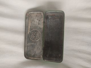 Caja antigua maquina de coser