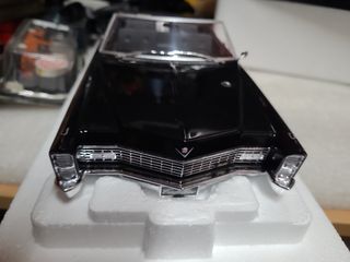 1/18 Maqueta cadillac convertible