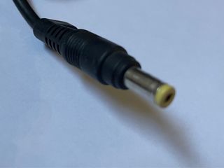 9 transformador cargador portatil HP