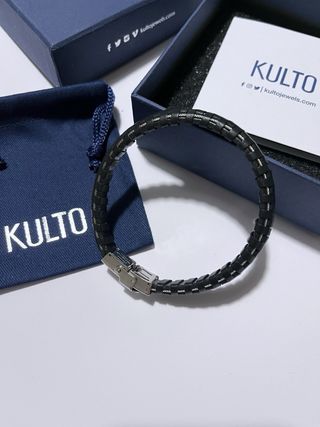 Bracciale uomo, Kulto